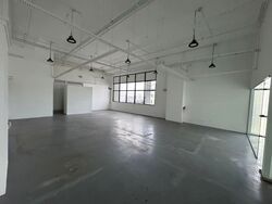 Hh @ Kallang (D13), Factory #576591651